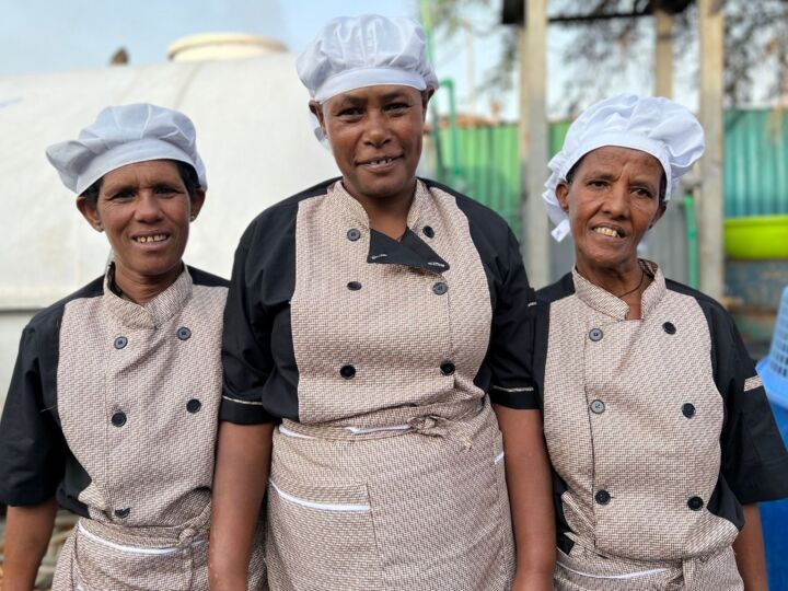 Employ a Berta Cook.jpg